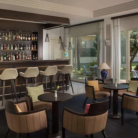 Hotel Nh Parco Degli Aragonesi