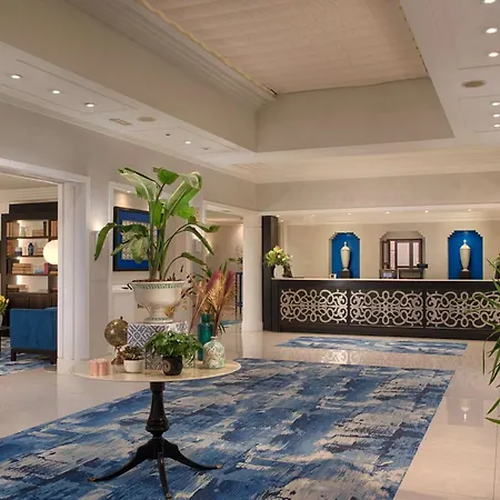 Nh Parco Degli Aragonesi Hotel 4*