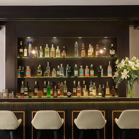 Nh Parco Degli Aragonesi Hotel