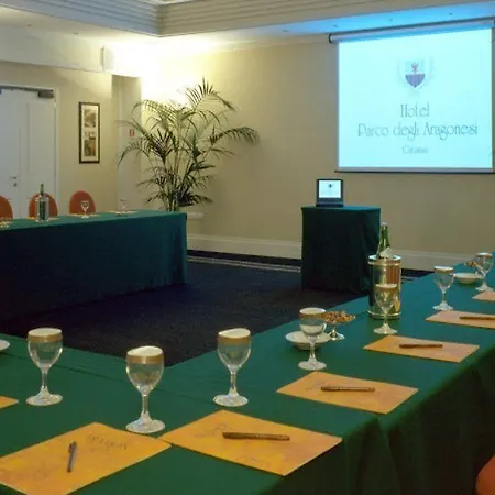 Hotel Nh Parco Degli Aragonesi 4*