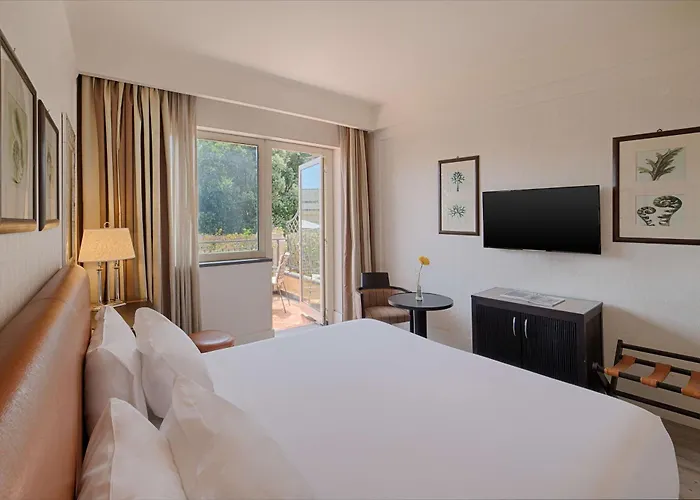 Hotel Nh Parco Degli Aragonesi