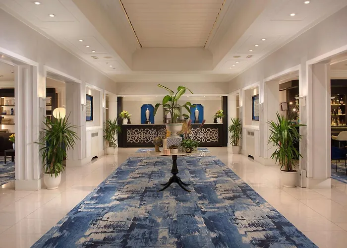 Nh Parco Degli Aragonesi Hotel 4*